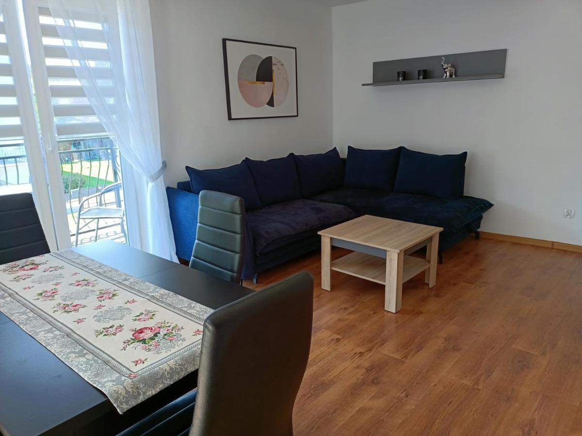 Konik Morski Ostrowo Apartment *